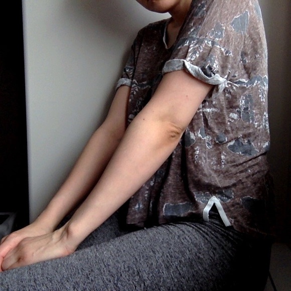 Wilfred Free Snakeskin Tee